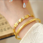 French 24k sand gold zircon-inlaid brushed satin bracelet women's high-end temperament fashion and versatile bracelet - Image 4