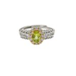 Vintage Light Luxury Pave-Set Natural Peridot Ring