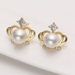 Copper-plated 18K gold crown zirconia pearl earrings with S925 silver posts and open backs - Image 5