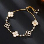 Fashion lucky four-leaf clover natural fritillary pull-out bracelet women's light luxury high-end flower hand ornament bracelet accessories - Image 6