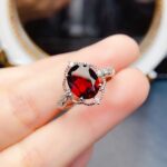 Red Phantom Natural Purple Garnet Ring - Red-Purple, S925 Silver Suitable for Daily & Party Occasions - Image 3