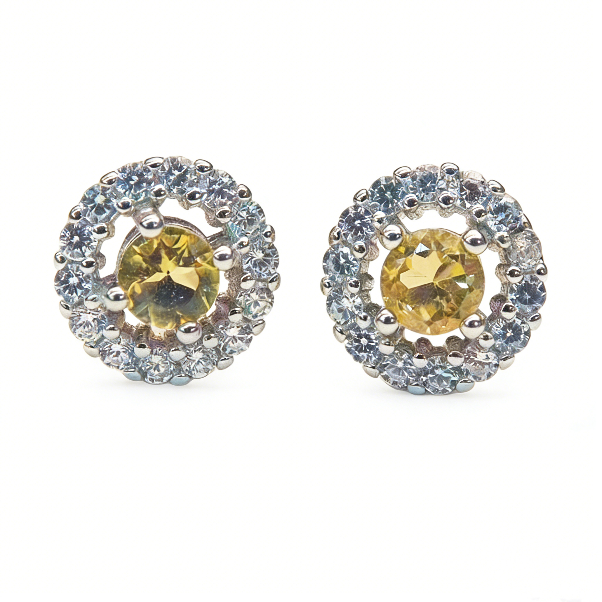 微信图片_2026-03-19_111139_108 Elegant Luxury Geometric Design Round Natural Citrine Silver Inlaid Fine Daily Stud Earrings - Image 1